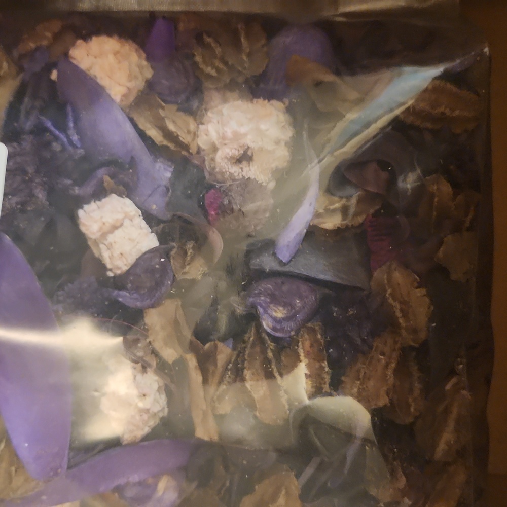 Custom Potpourri - Picture 6 of 6